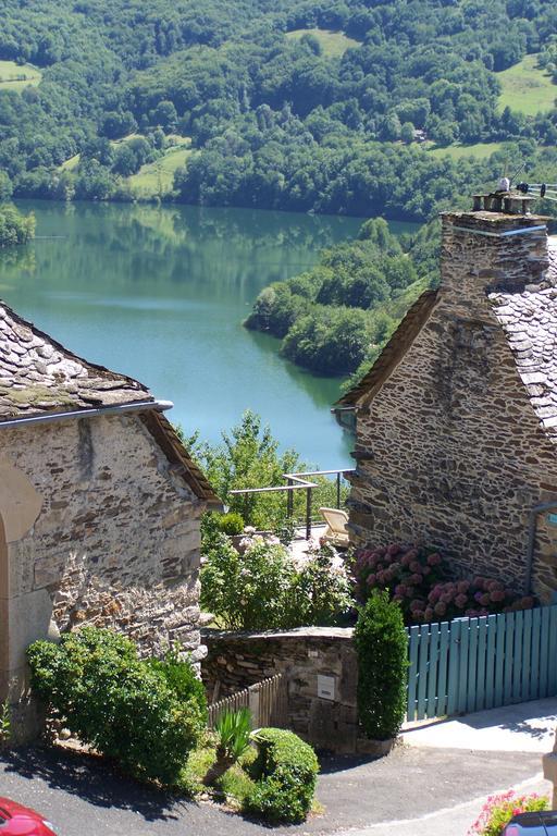 Les Hotes Du Lac, Chambres Et Tables D'Hotes Mandailles  外观 照片