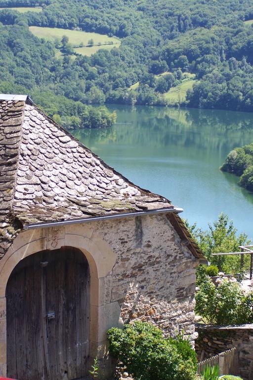 Les Hotes Du Lac, Chambres Et Tables D'Hotes Mandailles  外观 照片