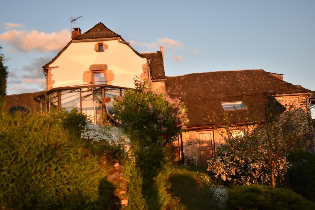 Les Hotes Du Lac, Chambres Et Tables D'Hotes Mandailles  外观 照片