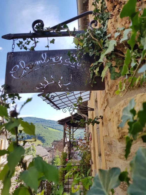 Les Hotes Du Lac, Chambres Et Tables D'Hotes Mandailles  外观 照片